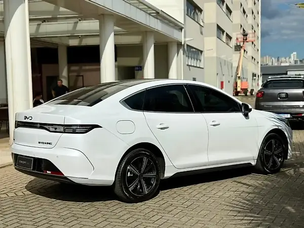 BYD King - Imagem 8
