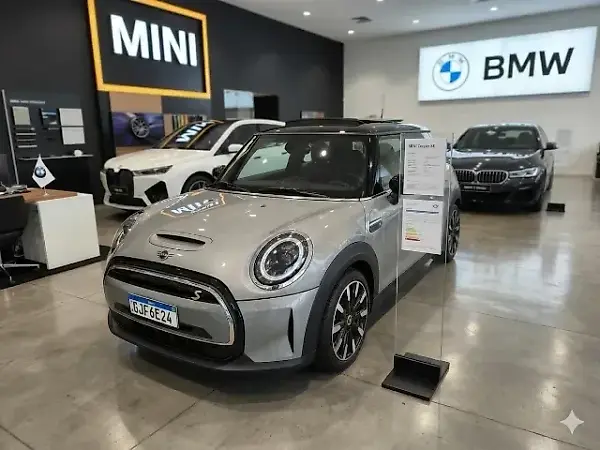 Mini Cooper SE - Imagem 1