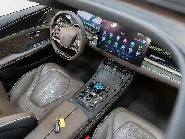 BYD Han - Imagem 17