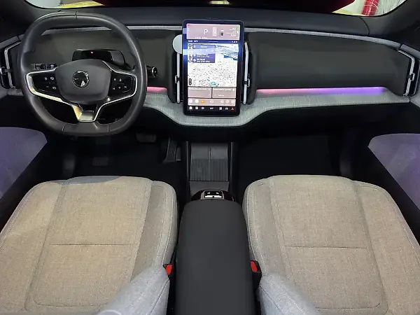 Volvo EX30 - Imagem 12