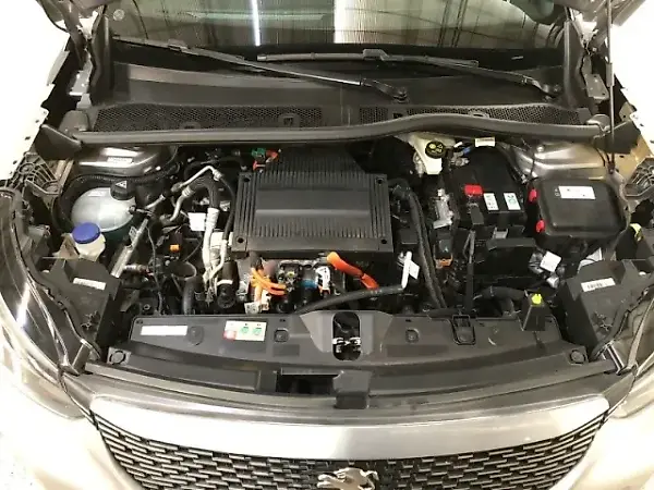 Peugeot E-2008 - Imagem 4