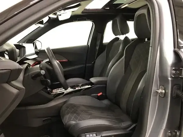 Peugeot E-2008 - Imagem 10