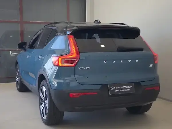 Volvo XC40 Recharge - Imagem 3
