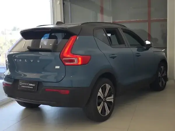 Volvo XC40 Recharge - Imagem 11
