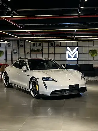 Porsche Taycan - Imagem 1