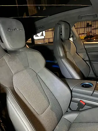 Porsche Taycan - Imagem 10