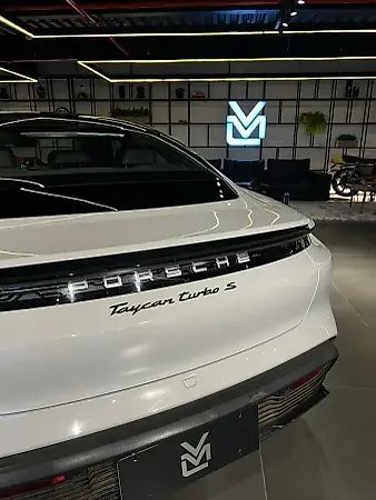Porsche Taycan - Imagem 14