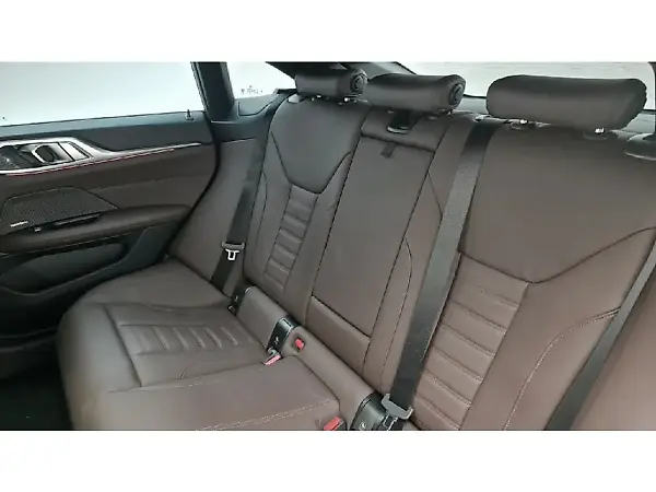 BMW I4 Edrive40 - Imagem 14