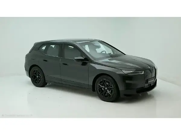 BMW Ix - Imagem 1