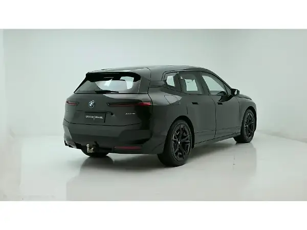 BMW Ix - Imagem 3