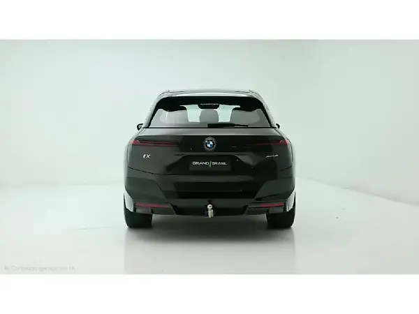 BMW Ix - Imagem 4