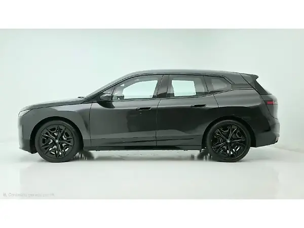 BMW Ix - Imagem 6