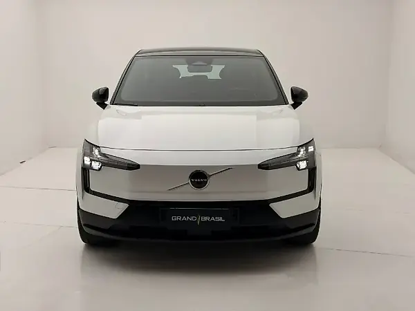 Volvo EX30 - Imagem 2
