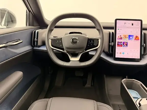 Volvo EX30 - Imagem 11