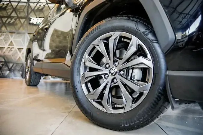 Toyota Rav4 - Imagem 4
