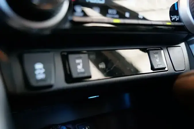Toyota Rav4 - Imagem 10