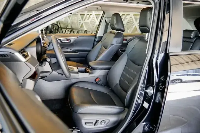 Toyota Rav4 - Imagem 14