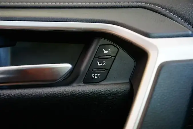 Toyota Rav4 - Imagem 17