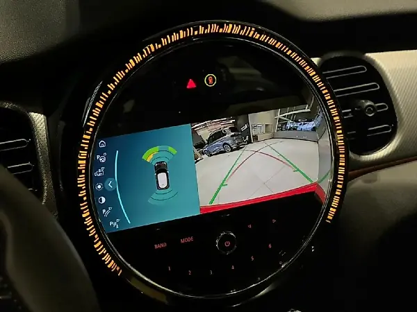 Mini Cooper SE - Imagem 12