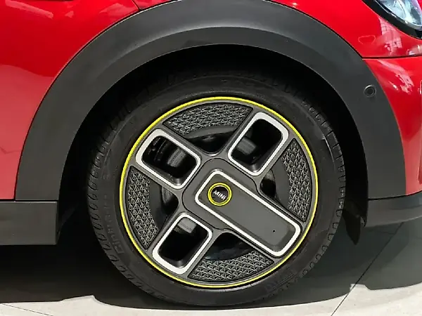 Mini Cooper SE - Imagem 17