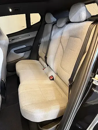 Volvo EX30 - Imagem 8