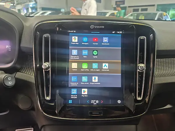 Volvo XC40 Recharge - Imagem 12