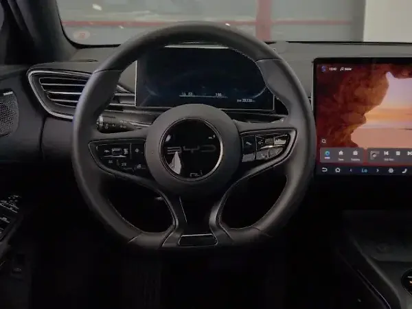 BYD Seal - Imagem 13