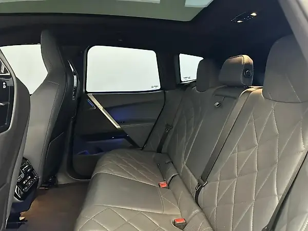 BMW Ix - Imagem 20