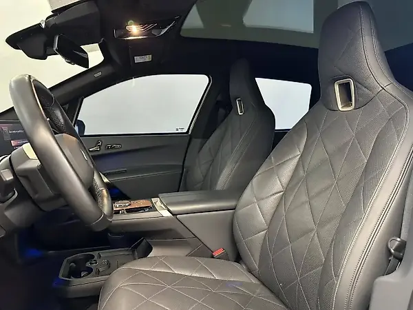 BMW Ix - Imagem 18