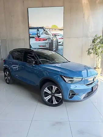 Volvo XC40 Recharge - Imagem 1