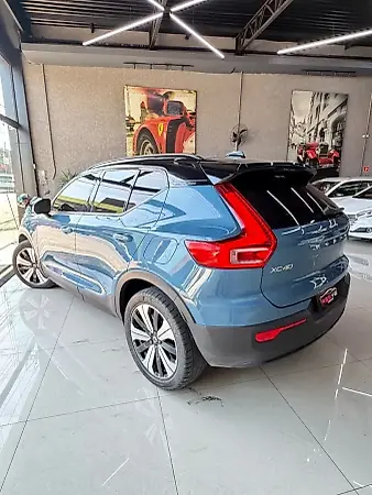 Volvo XC40 Recharge - Imagem 4