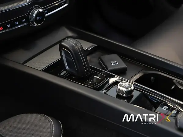 Volvo Xc60 - Imagem 15