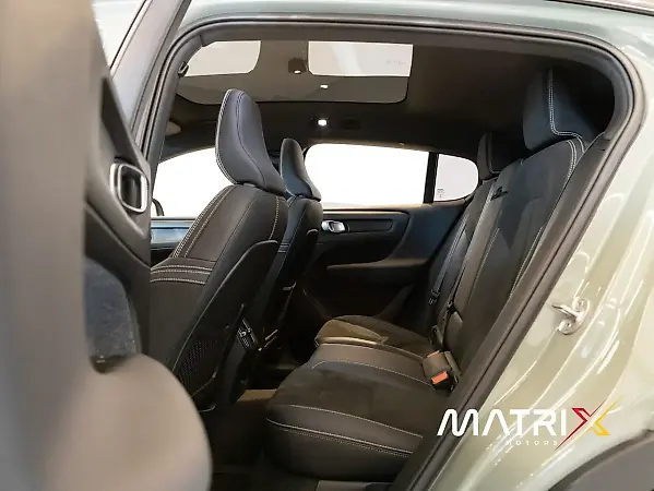 Volvo C40 Recharge - Imagem 15