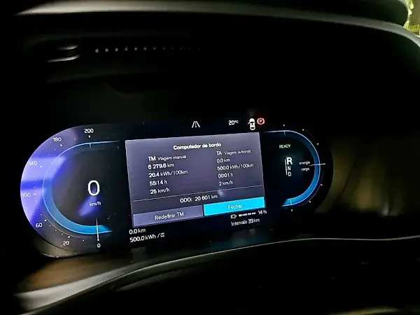 Volvo XC40 Recharge - Imagem 9