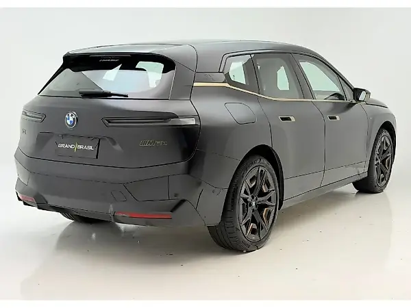 BMW Ix - Imagem 3