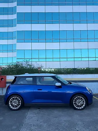 Mini Cooper SE - Imagem 4