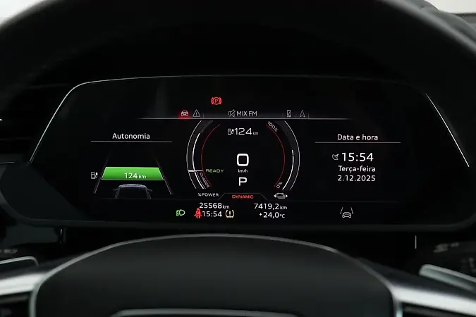 Audi E-tron S Sportback - Imagem 8