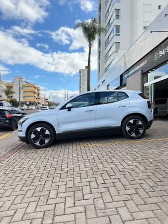 Volvo EX30 - Imagem 2