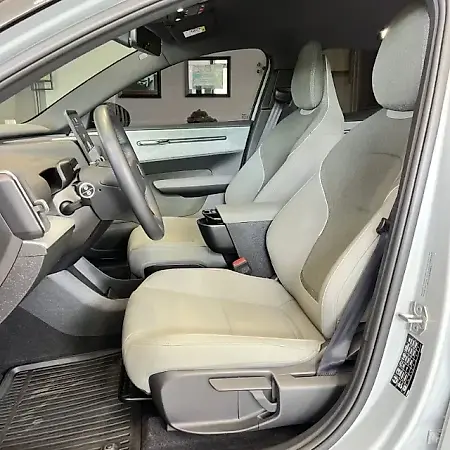 Volvo EX30 - Imagem 12