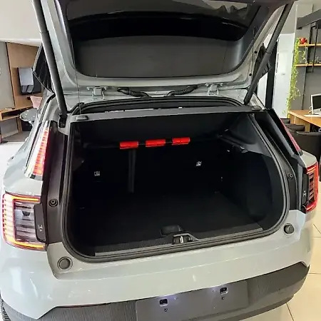 Volvo EX30 - Imagem 16