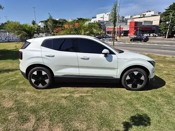 Volvo EX30 - Imagem 6
