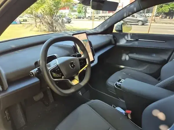 Volvo EX30 - Imagem 9