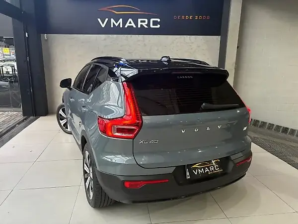 Volvo XC40 Recharge - Imagem 4