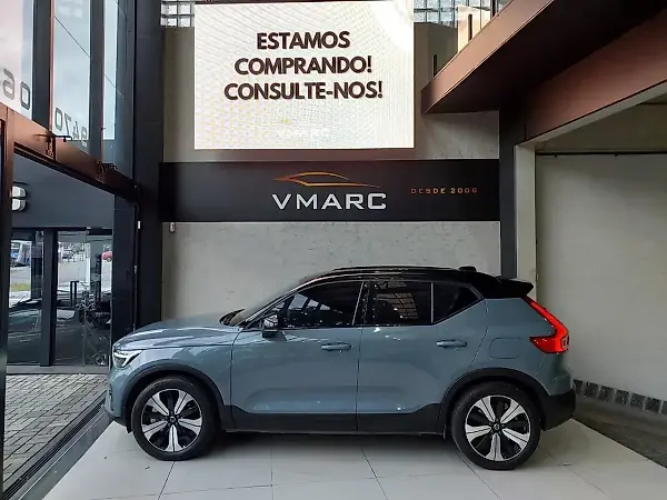 Volvo XC40 Recharge - Imagem 3