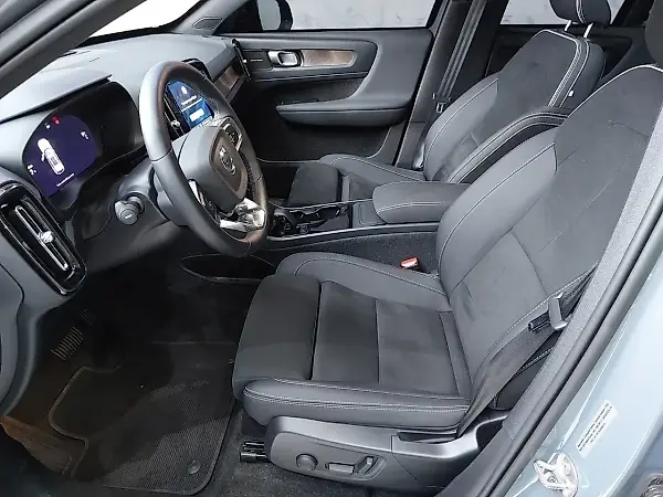 Volvo XC40 Recharge - Imagem 6