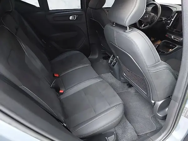 Volvo XC40 Recharge - Imagem 7