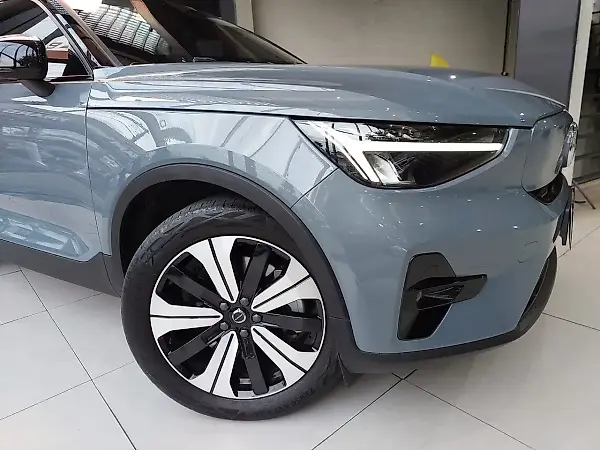 Volvo XC40 Recharge - Imagem 16