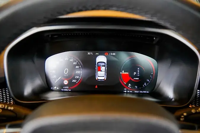 Volvo XC40 - Imagem 8