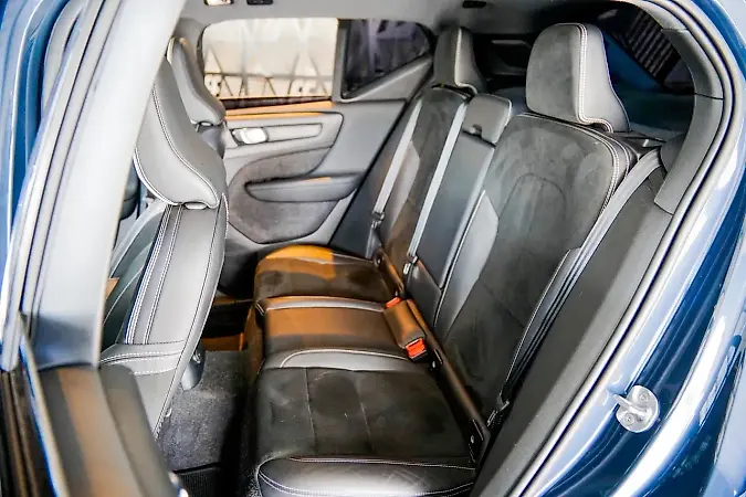 Volvo XC40 - Imagem 12