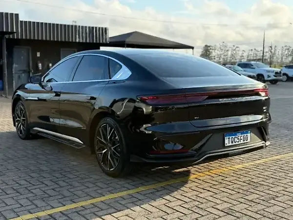 BYD Han - Imagem 9